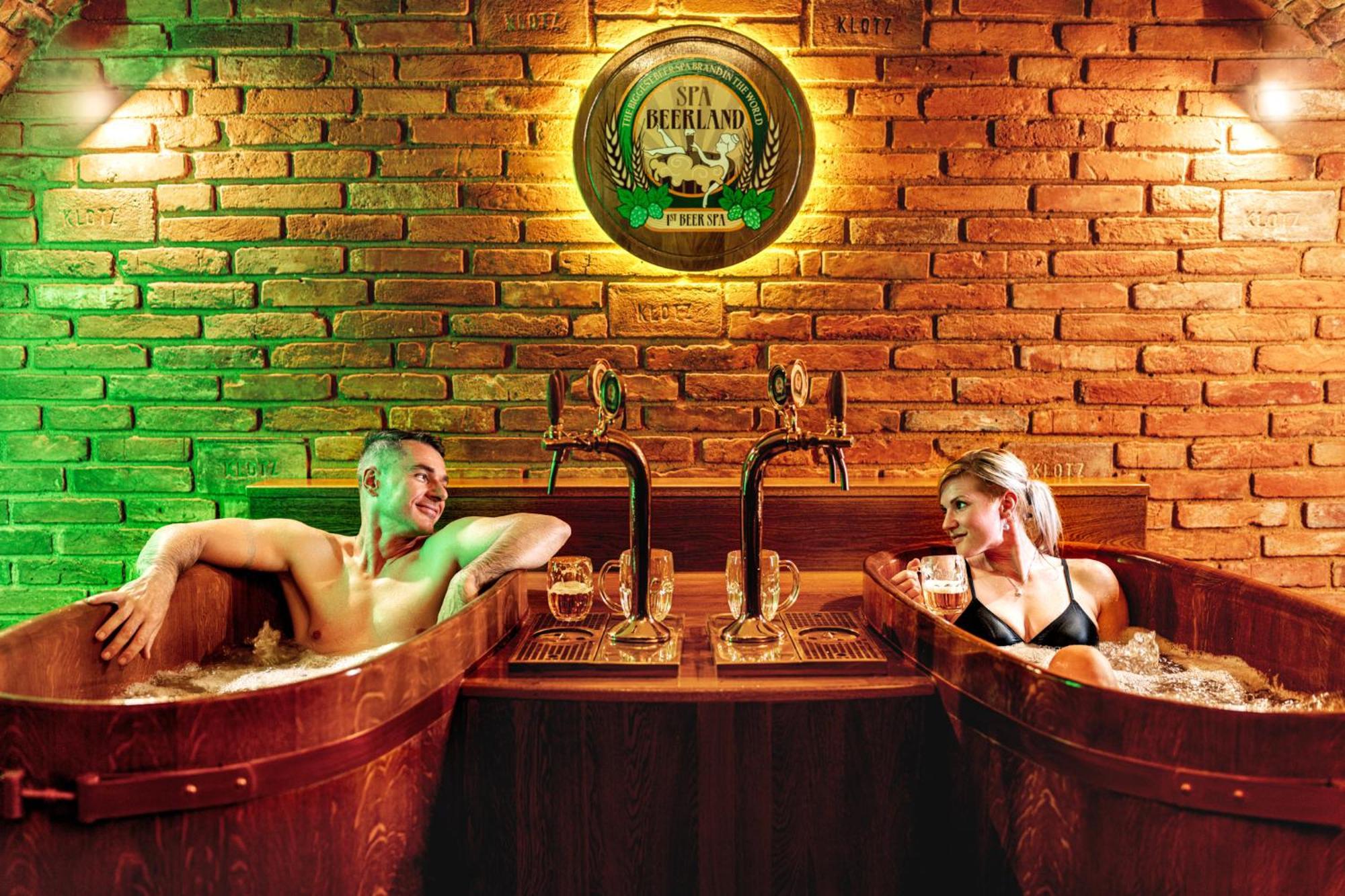 Spa Beerland - At The Golden Lamb Πίλζεν Εξωτερικό φωτογραφία
